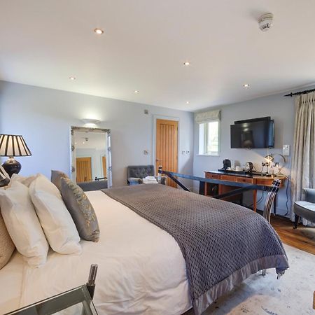 Eagle Mill Luxury Rooms Хънтингдън Стая снимка